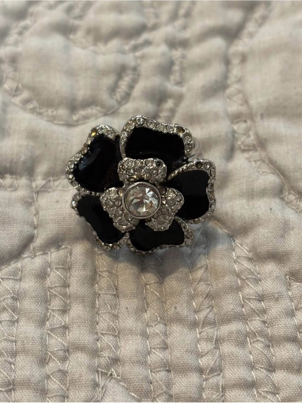 Lia Sophia Black Dahlia Ring Size 9 - Black Enamel Flower W/CZ Silver Tone